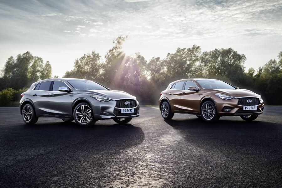  Infiniti Q30 2.2d 2015 года  (фото 10 из 11)